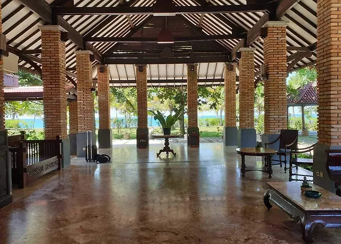 Lorin Belitung Beach Resort